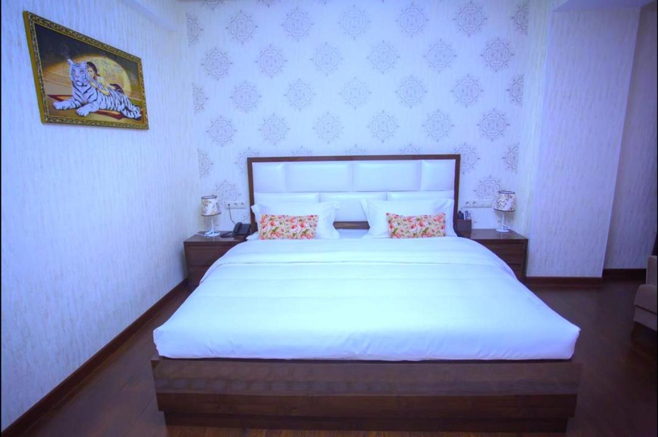 Hotel Ayni Dushanbe Exterior photo